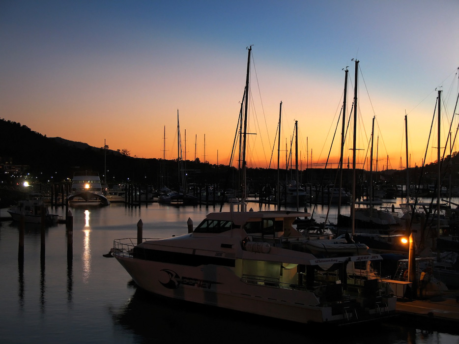 Whitsundays: Marina Sunsets